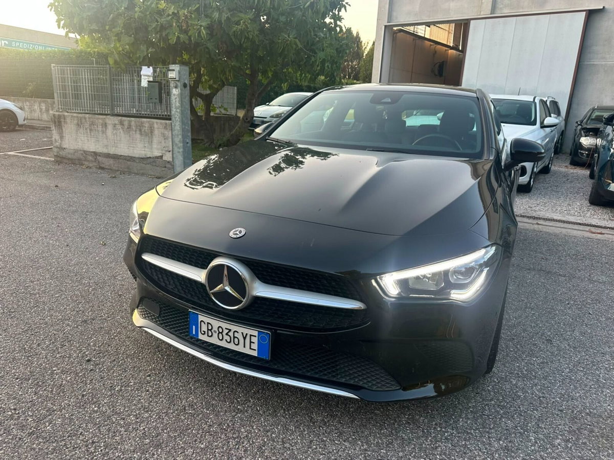 Mercedes-Benz CLA Shooting Brake 200 d Automatic 4Matic Shooting Brake Sport
