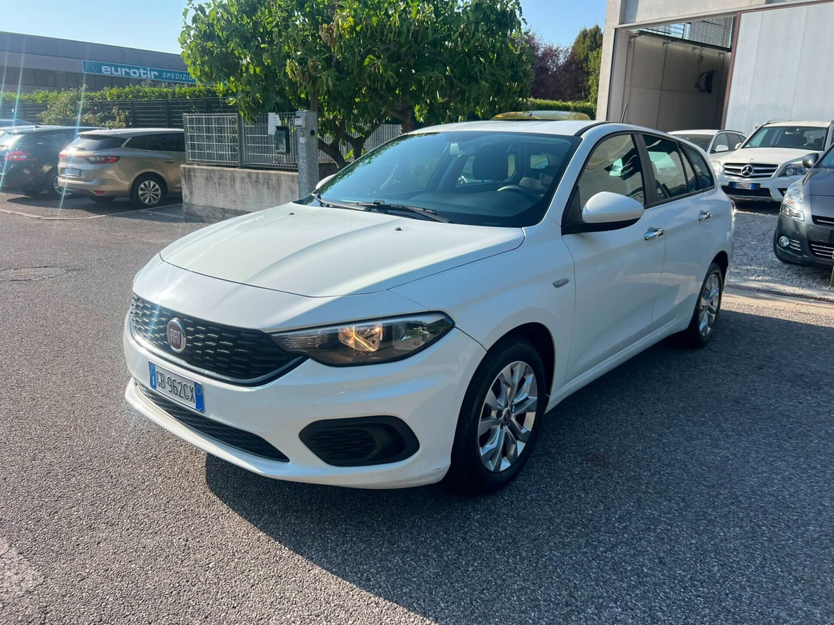 Fiat Tipo Station Wagon Tipo 1.3 Mjt S&S SW Lounge (5)