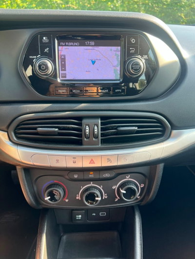 Fiat Tipo Station Wagon Tipo 1.3 Mjt S&S SW Lounge (7)