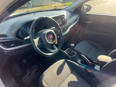Fiat Tipo Station Wagon Tipo 1.3 Mjt S&S SW Lounge (8)