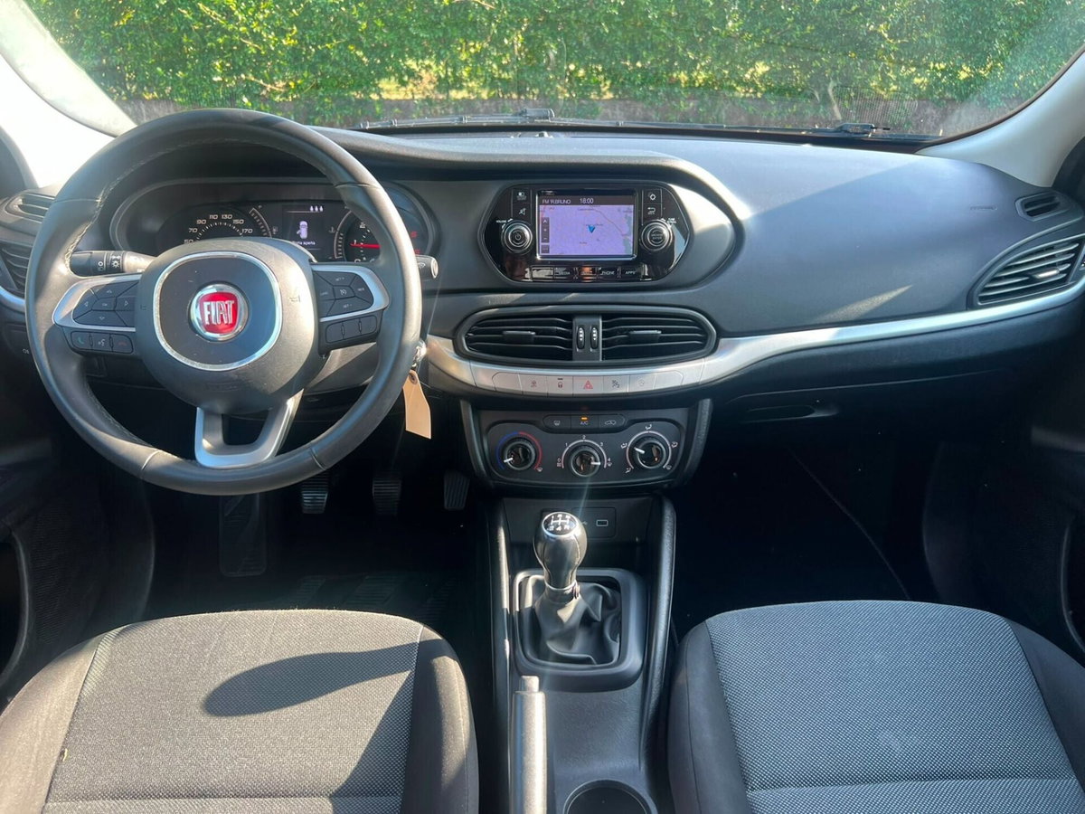 Fiat Tipo Station Wagon Tipo 1.3 Mjt S&S SW Lounge (9)