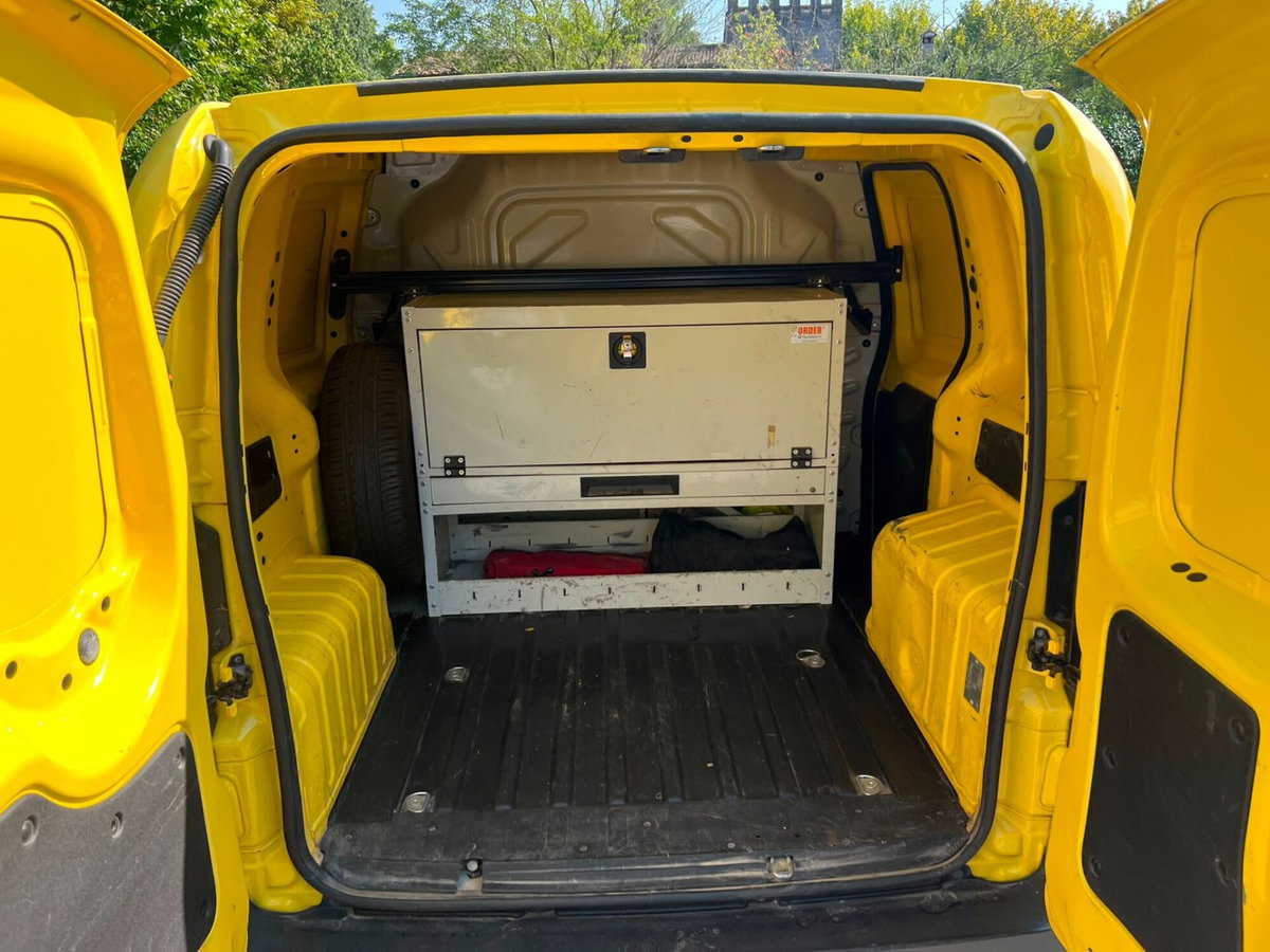 Fiat Fiorino 1.3 MJT 95CV Cargo (2)