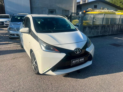 Toyota Aygo 1.0 VVT-i 69 CV 5 porte x-cool MMT (5)