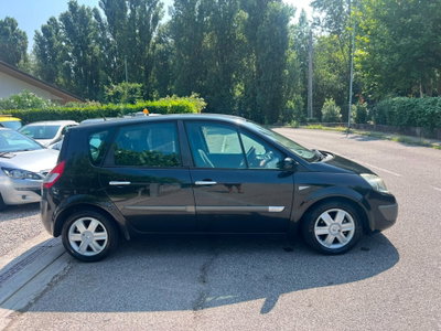 Renault Scenic E-Tech Electric 1.5 dCi/100CV Confort Authentique (4)