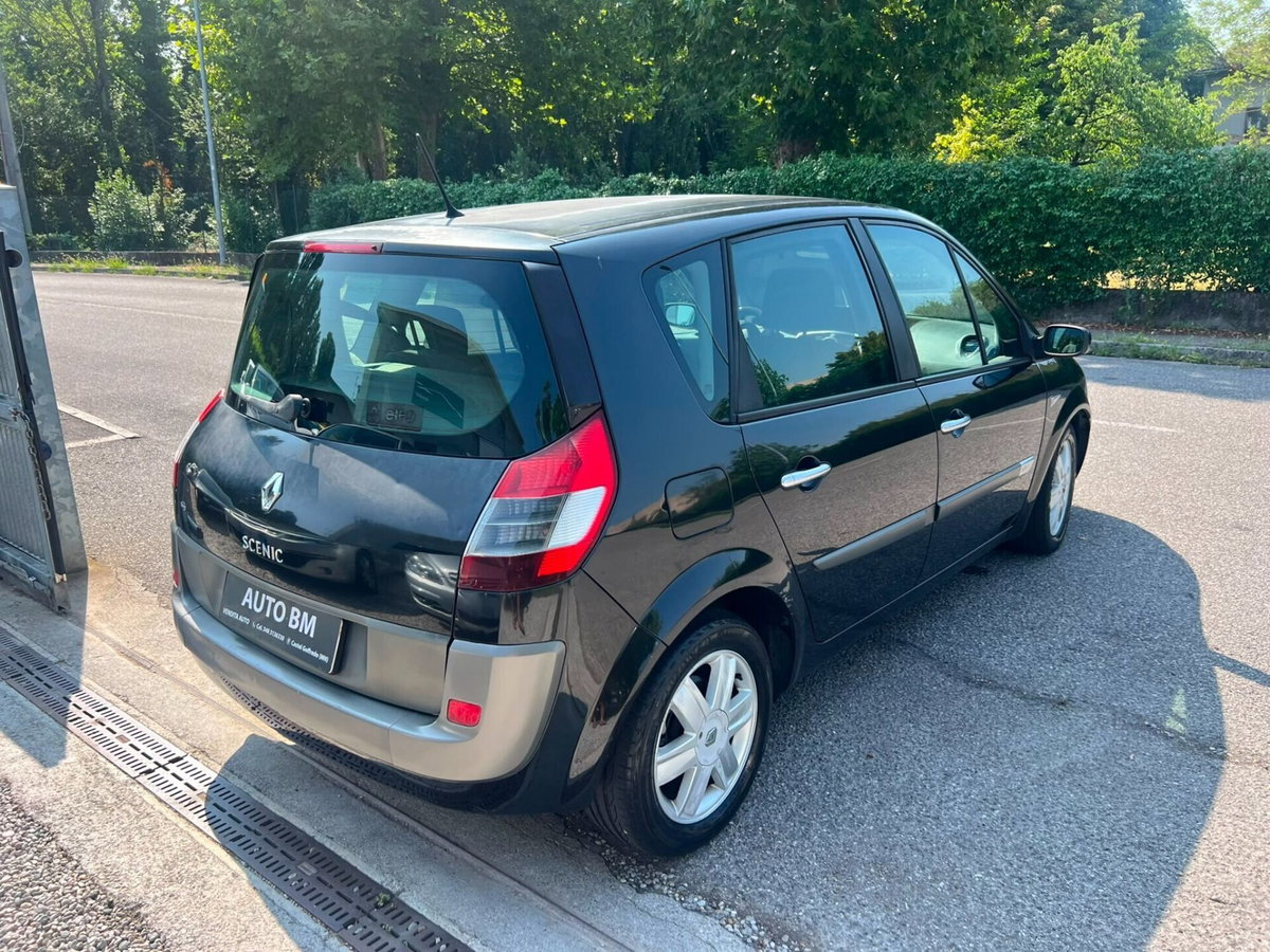 Renault Scenic E-Tech Electric 1.5 dCi/100CV Confort Authentique (5)