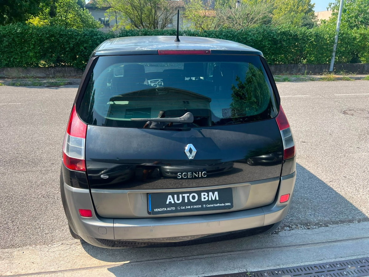 Renault Scenic E-Tech Electric 1.5 dCi/100CV Confort Authentique (6)