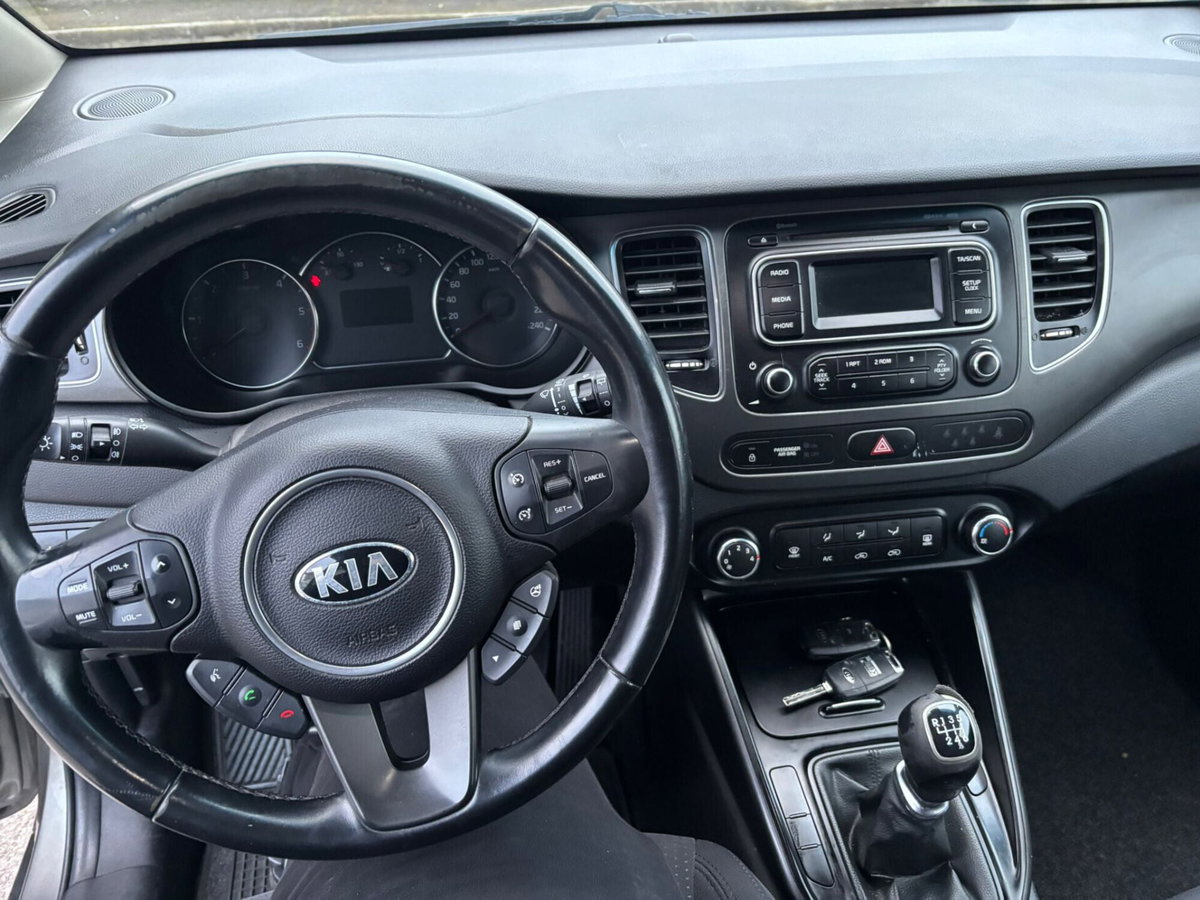 Kia Carens 1.7 CRDi 136 CV Auto Platinum (13)
