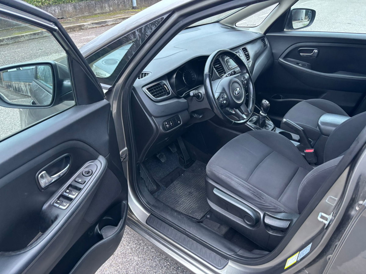 Kia Carens 1.7 CRDi 136 CV Auto Platinum (15)