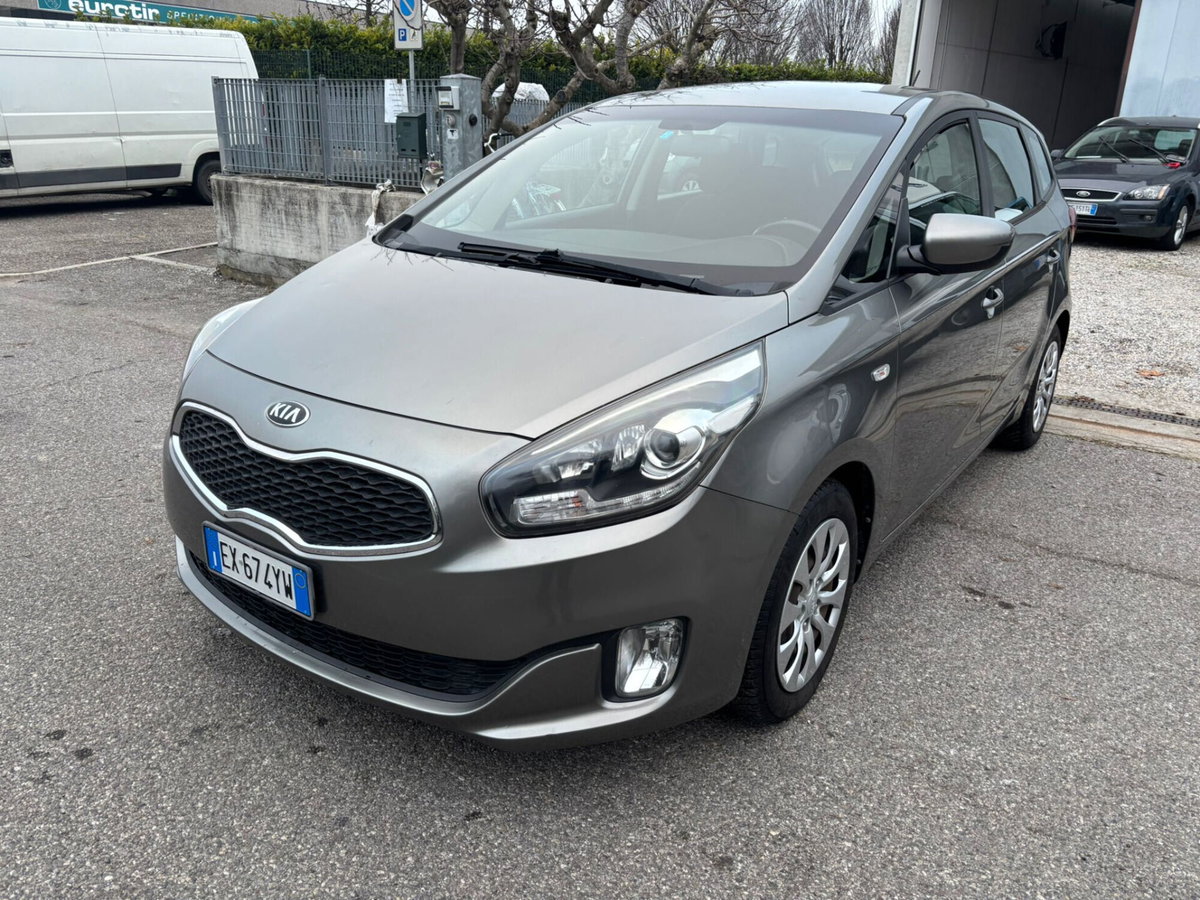 Kia Carens 1.7 CRDi 136 CV Auto Platinum (3)