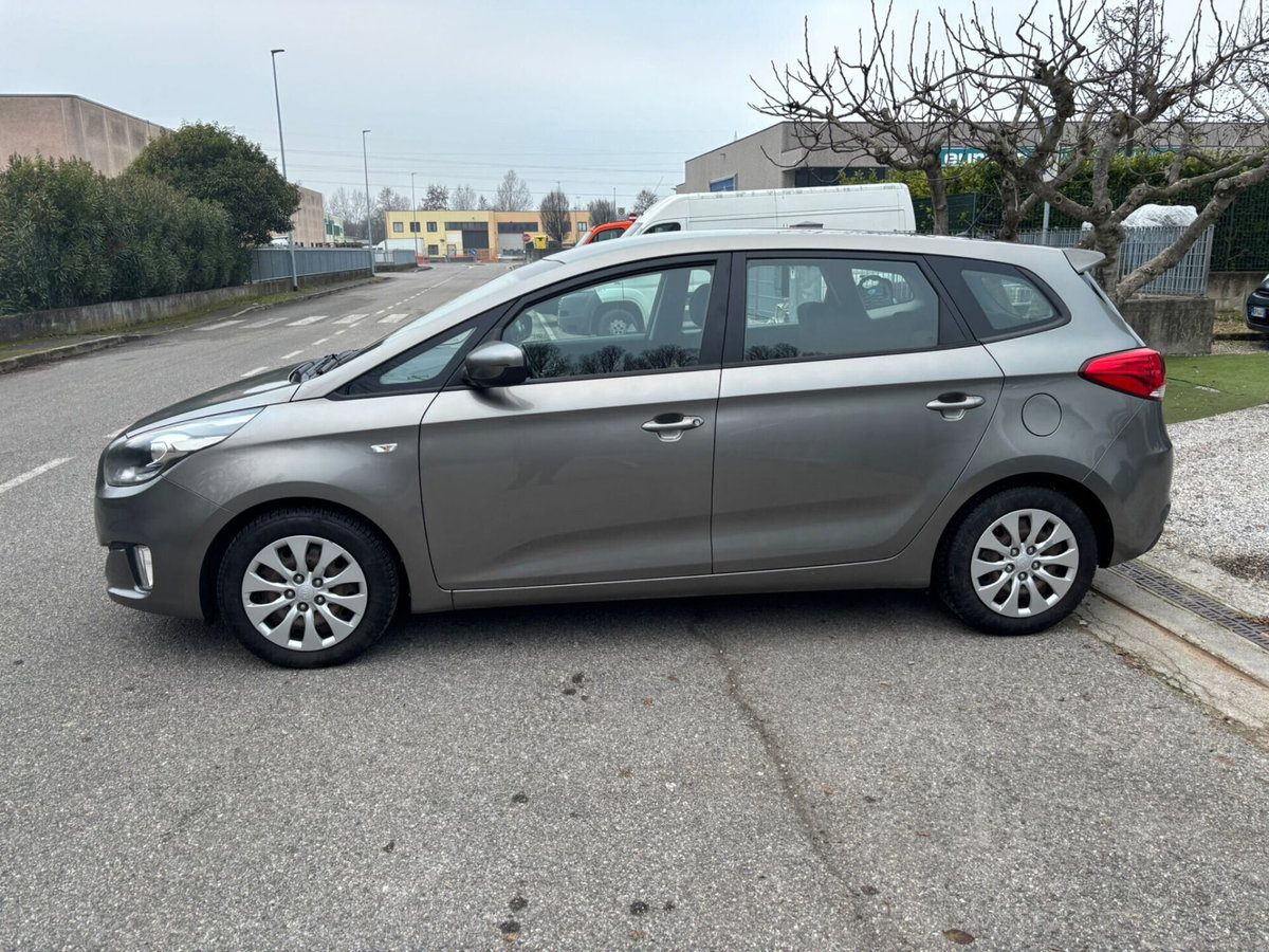 Kia Carens 1.7 CRDi 136 CV Auto Platinum (4)