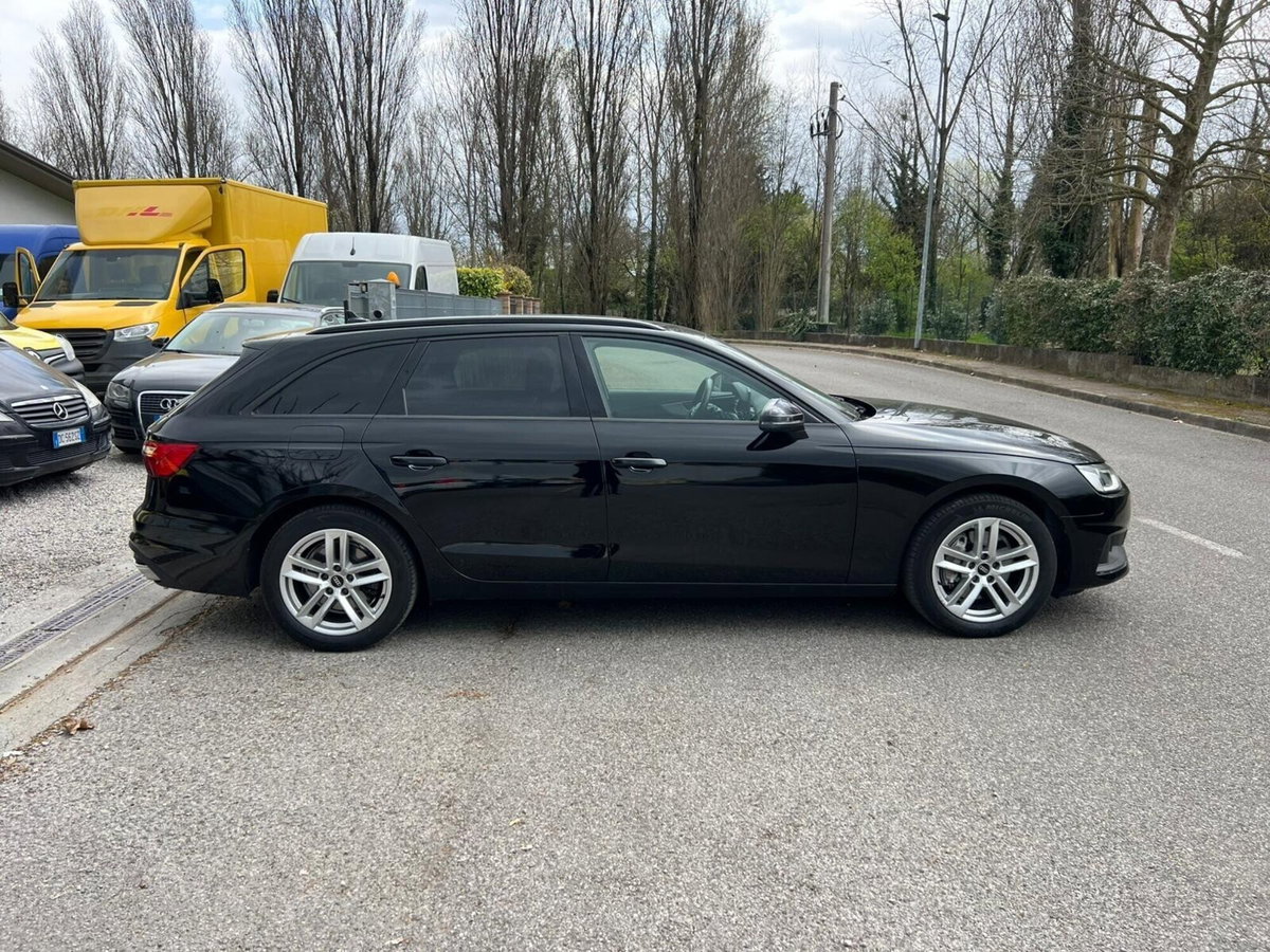 Audi A4 Avant 40 TDI quattro S tronic Business Advanced (4)