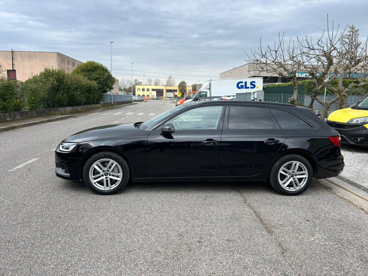 Audi A4 Avant 40 TDI quattro S tronic Business Advanced (6)