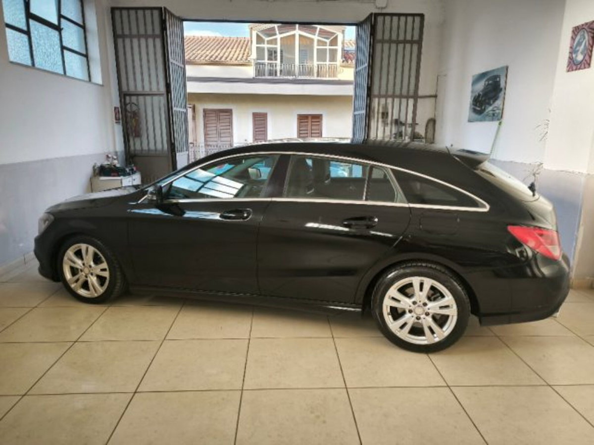 Mercedes-Benz CLA Shooting Brake 200 CDI 4Matic Aut. Sport (3)