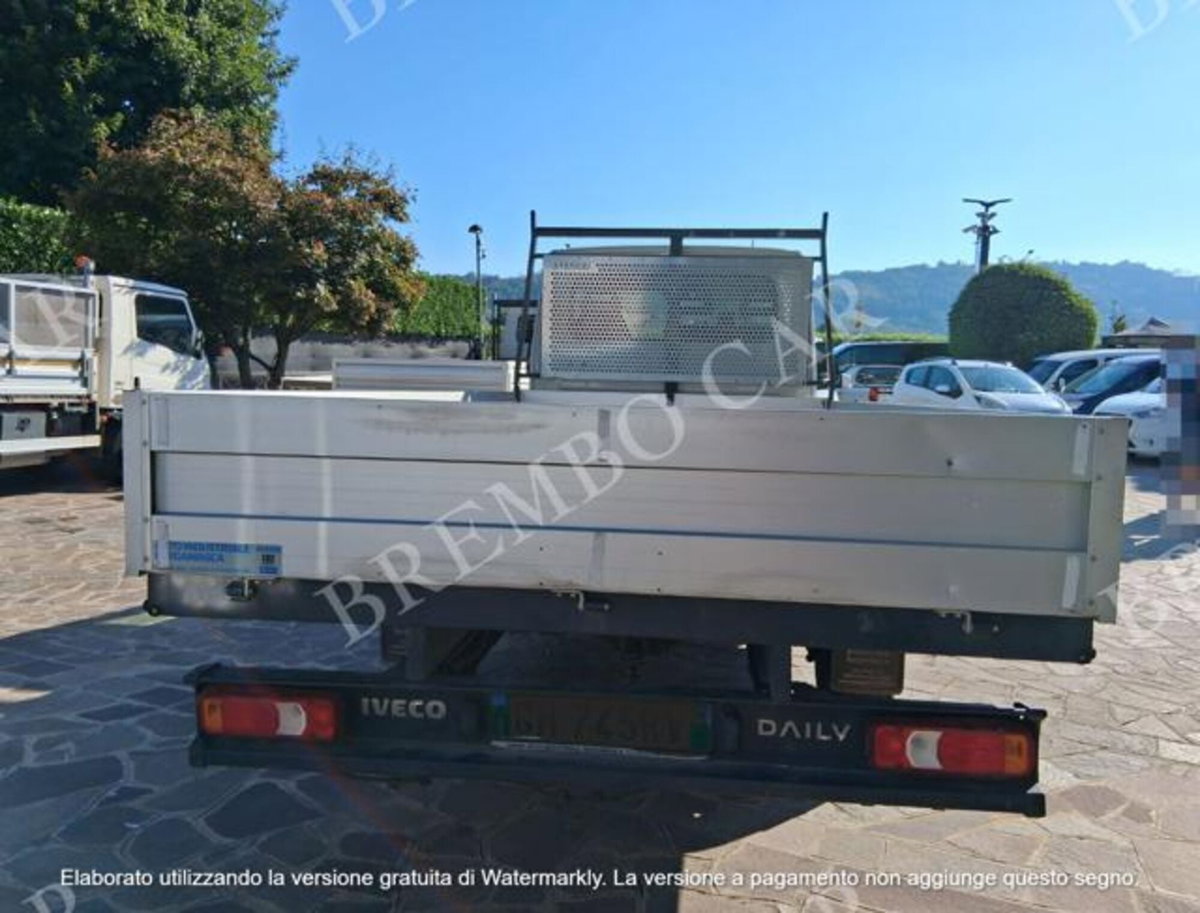 Iveco Daily Telaio 35S14 2.3 HPT PLM Cabinato (4)