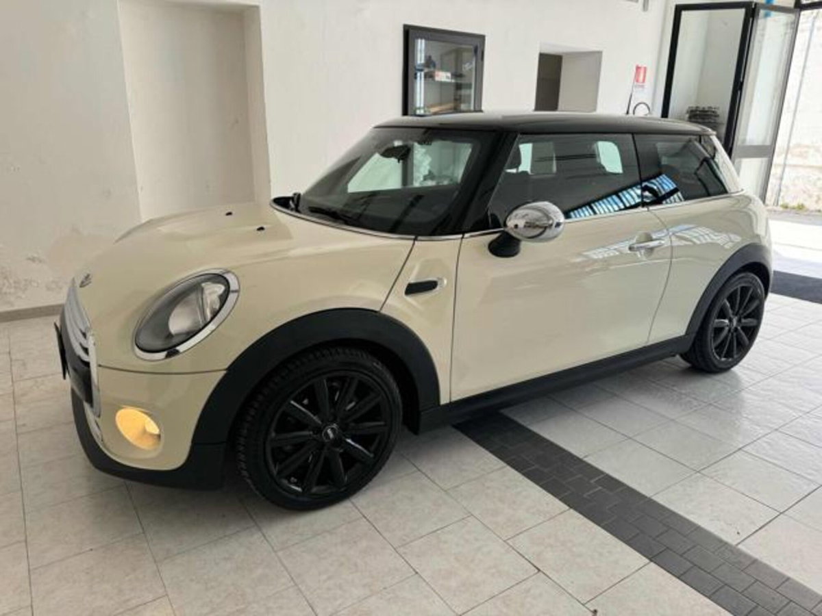 MINI Mini 1.5 Cooper D (3)