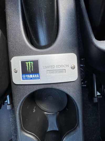 Abarth 595 595 1.4 Turbo T-Jet 165 CV Monster Energy Yamaha (3)