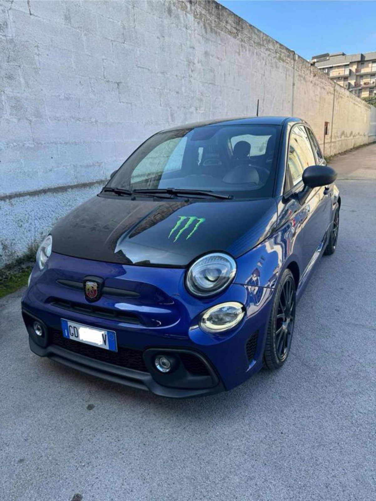 Abarth 595 595 1.4 Turbo T-Jet 165 CV Monster Energy Yamaha (4)