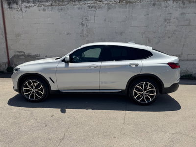BMW X4 xDrive25d Msport (2)