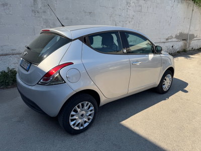 Lancia Ypsilon 0.9 TwinAir 85 CV 5 porte Metano Ecochic Elefantino (3)