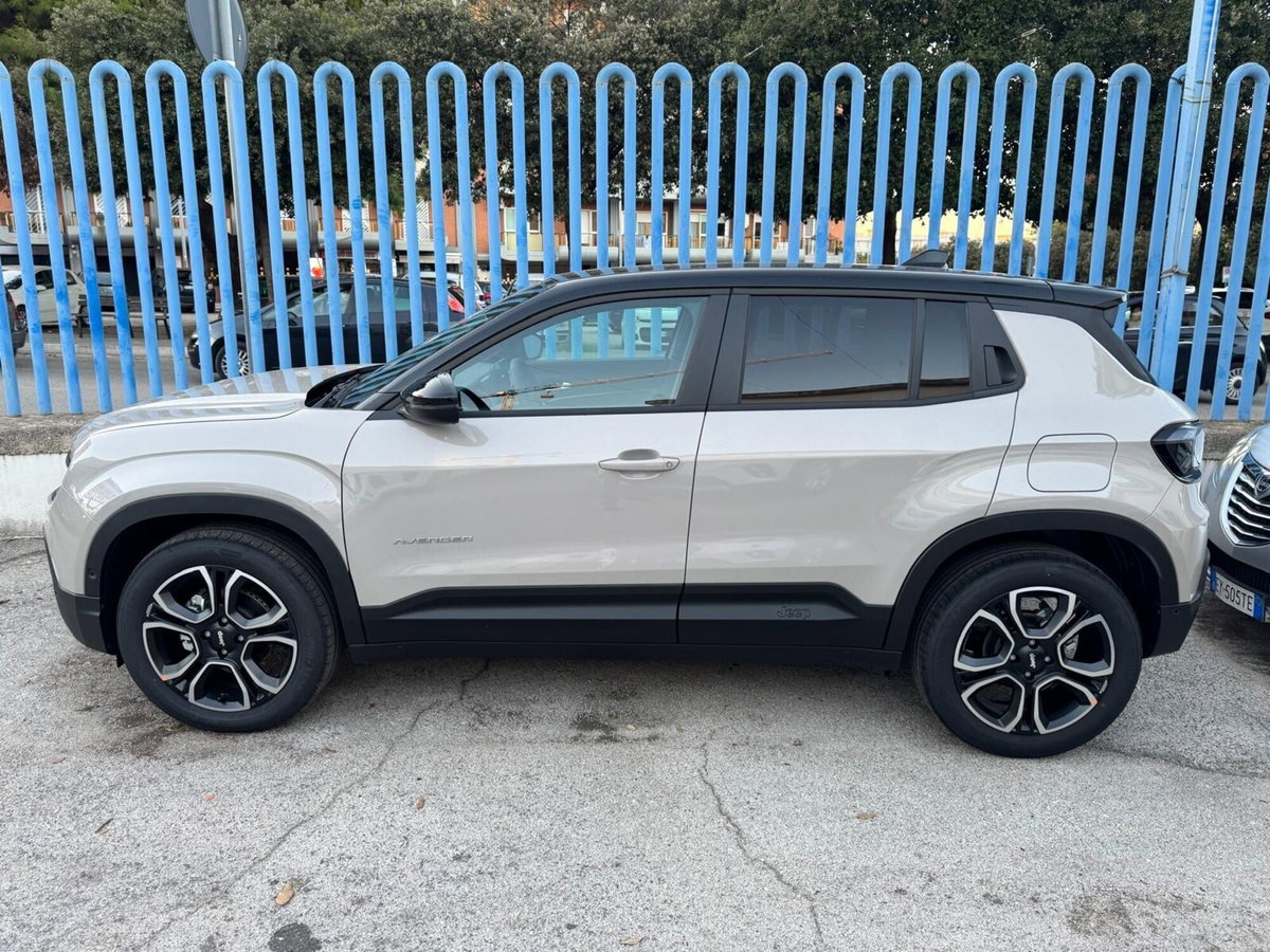 Jeep Avenger 1.2 turbo Summit fwd 100cv (2)