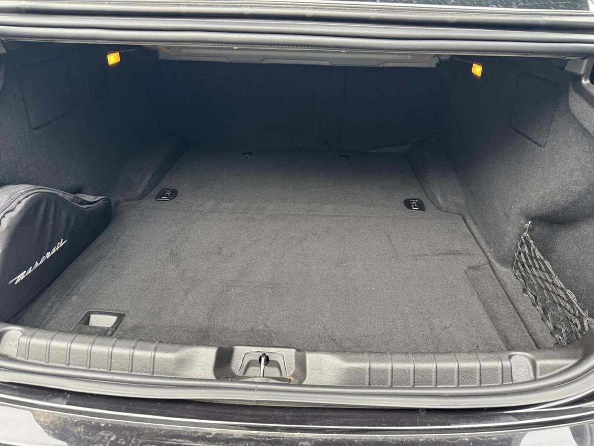 Maserati Ghibli Ghibli V6 Diesel (12)