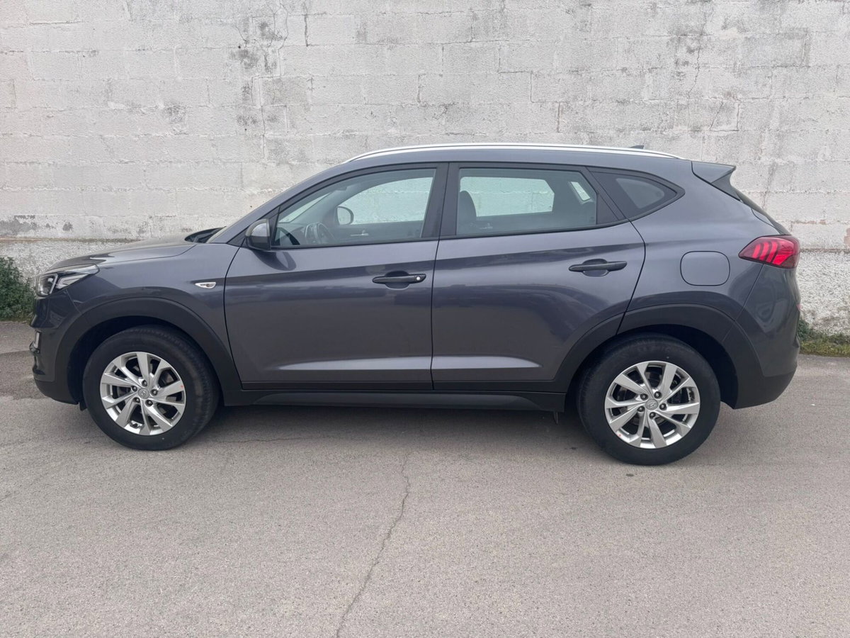 Hyundai Tucson 1.6 CRDi XTech (2)