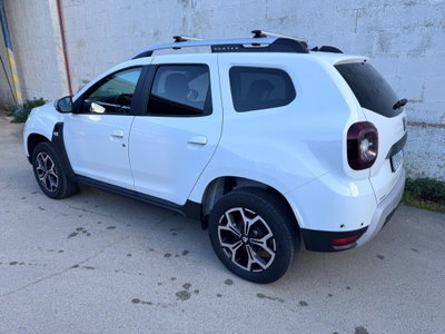 Dacia Duster 1.6 SCe GPL 4x2 Prestige (2)