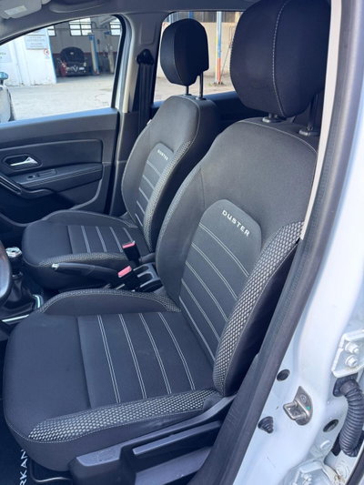 Dacia Duster 1.6 SCe GPL 4x2 Prestige (9)
