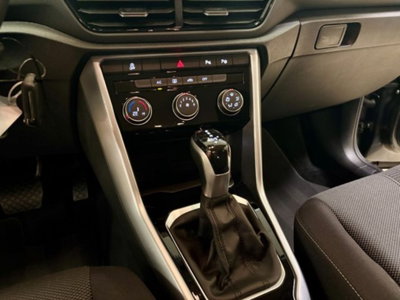 Volkswagen T-Roc 1.5 tsi R-Line dsg (12)