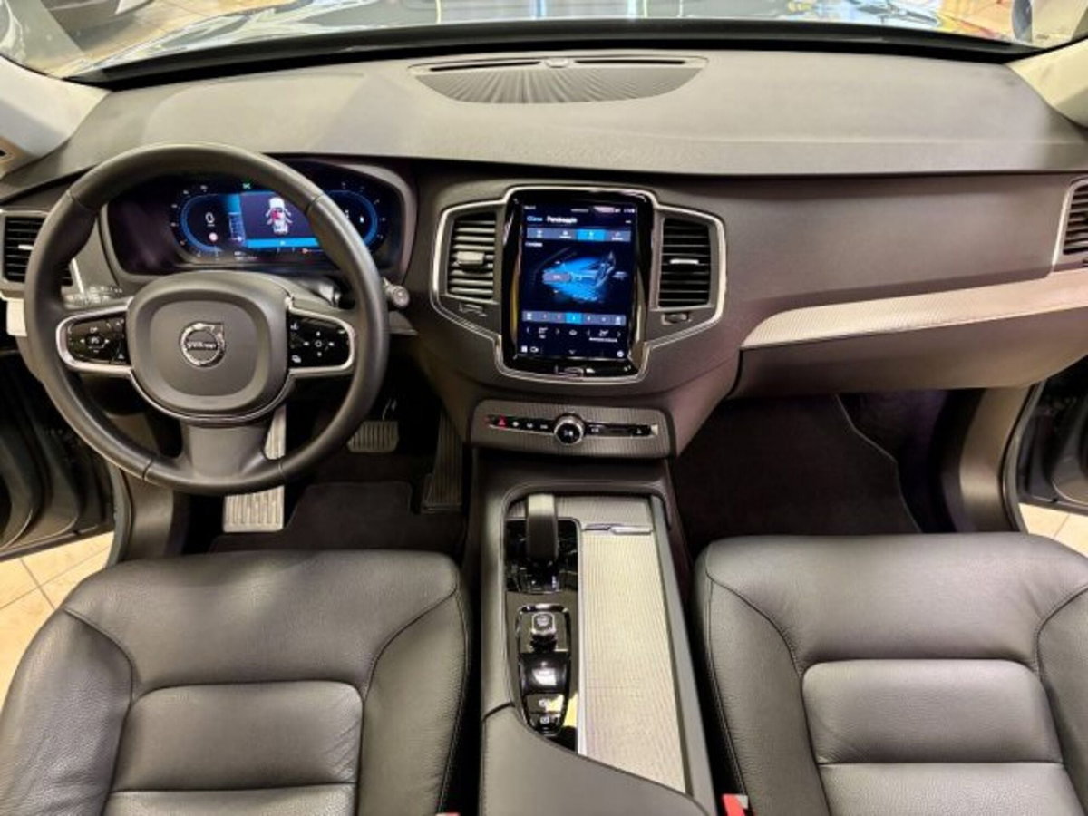 Volvo XC90 B5 (d) AWD automatico 7 posti Ultimate Dark (8)