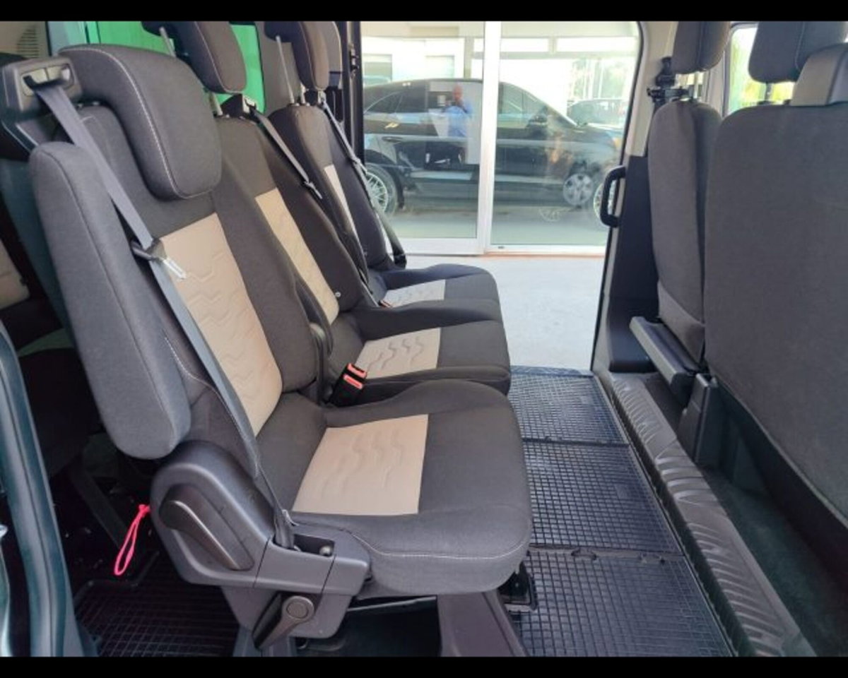 Ford Tourneo Custom 310 2.0 TDCi 130CV PC Titanium (15)