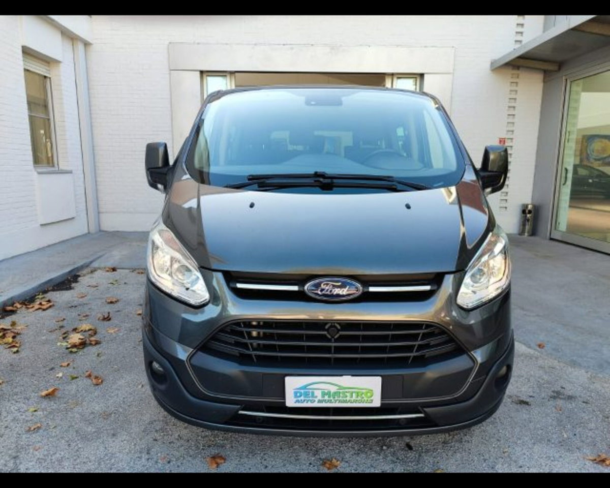 Ford Tourneo Custom 310 2.0 TDCi 130CV PC Titanium (2)