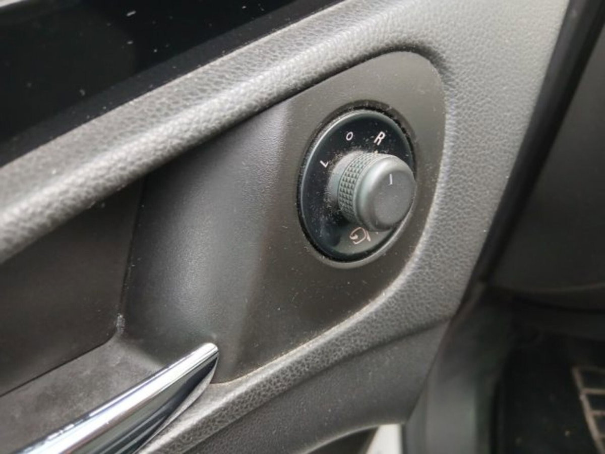 Opel Insignia Station Wagon CDTI Sports Professional N1 (12)
