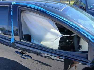 Toyota Yaris 1.5 Hybrid 5 porte Energy (8)