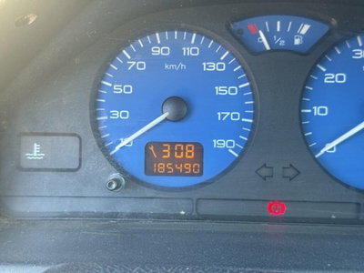 Peugeot 106 cat 3 porte Open (9)
