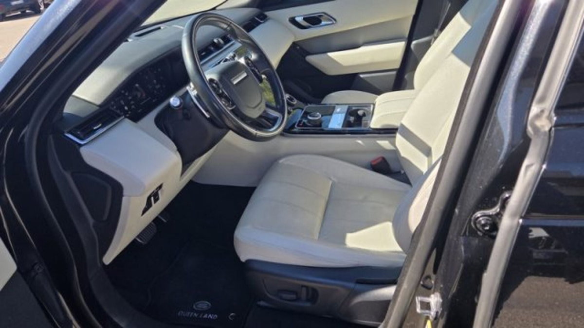 Land Rover Range Rover Velar 2.0D I4 240 CV R-Dynamic S (15)