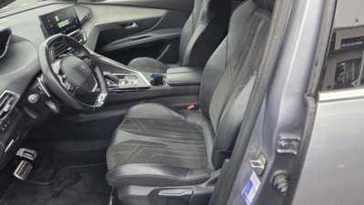 Peugeot 3008 BlueHDi 130 S&S EAT8 GT Pack (17)