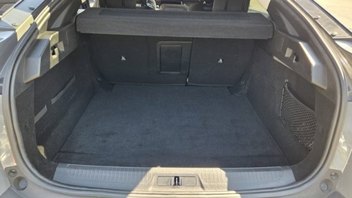 Peugeot 408 1.2 puretech Allure s&s 130cv eat8 (15)