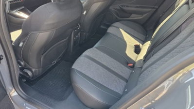 Peugeot 408 1.2 puretech Allure s&s 130cv eat8 (16)