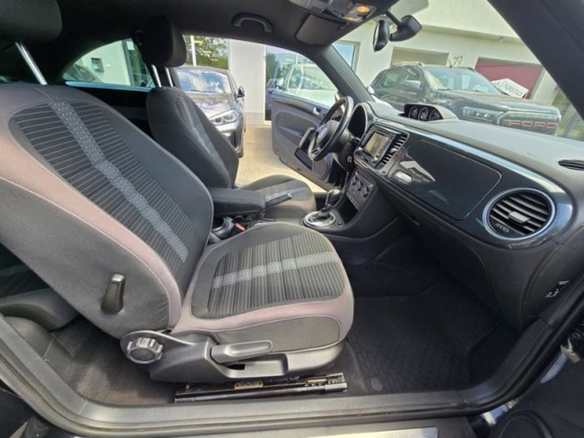 Volkswagen Maggiolino 2.0 TSI DSG Sport (12)