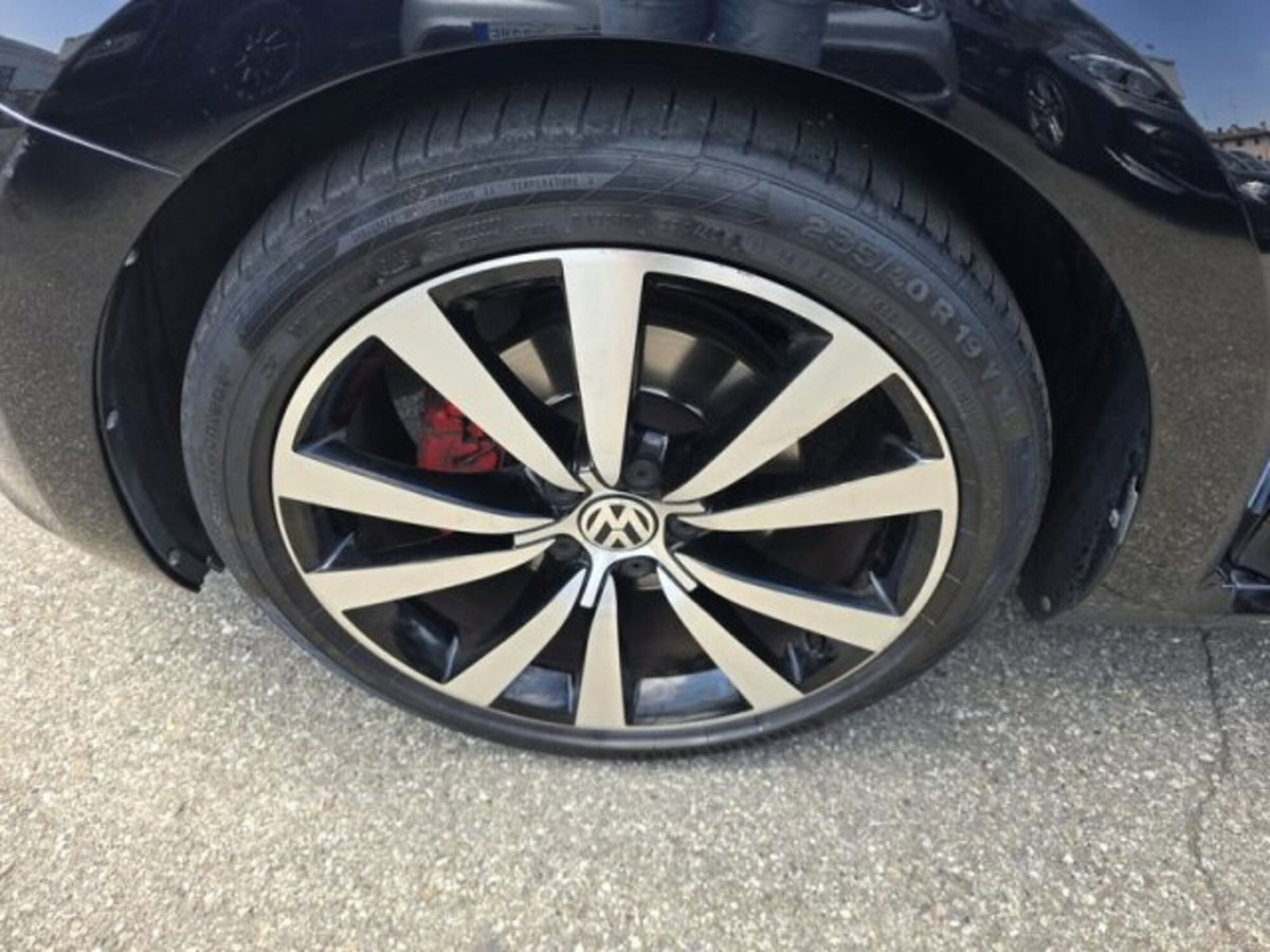 Volkswagen Maggiolino 2.0 TSI DSG Sport (6)