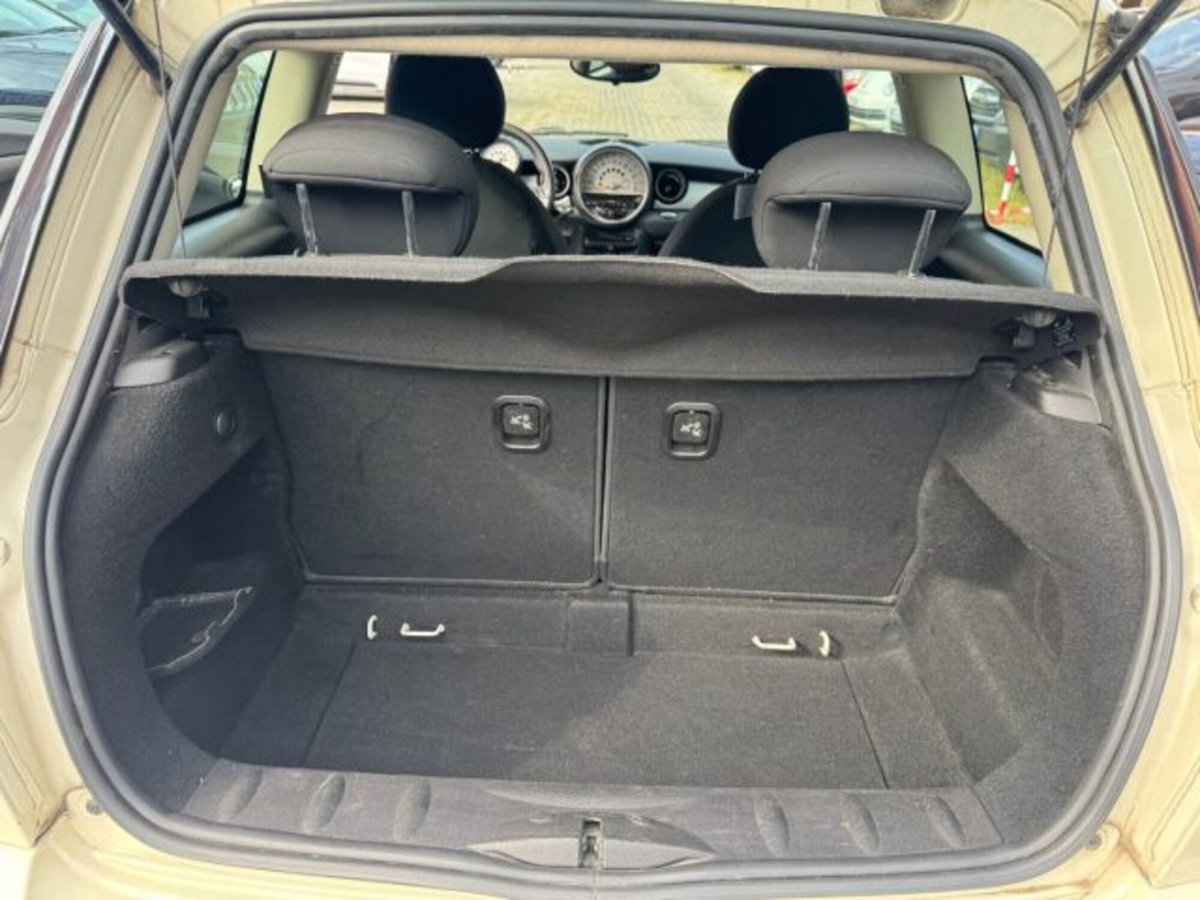 MINI Mini 1.6 16V One (55kW) (12)
