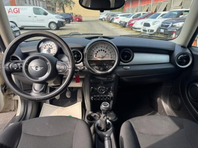 MINI Mini 1.6 16V One (55kW) (9)