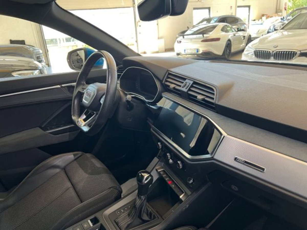 Audi Q3 Sportback 35 TDI quattro S tronic S line edition (10)