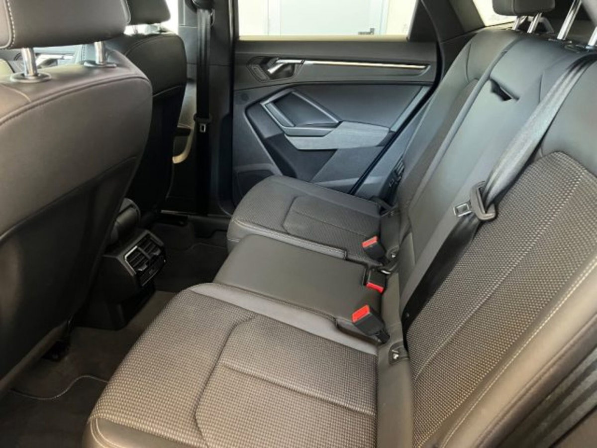 Audi Q3 Sportback 35 TDI quattro S tronic S line edition (16)