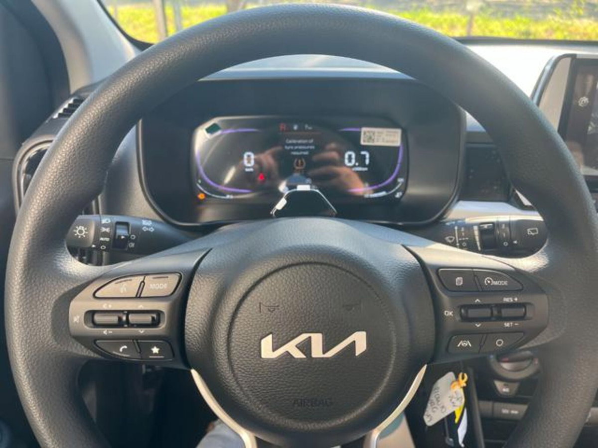 Kia Picanto 1.0 dpi Launch Edition (6)