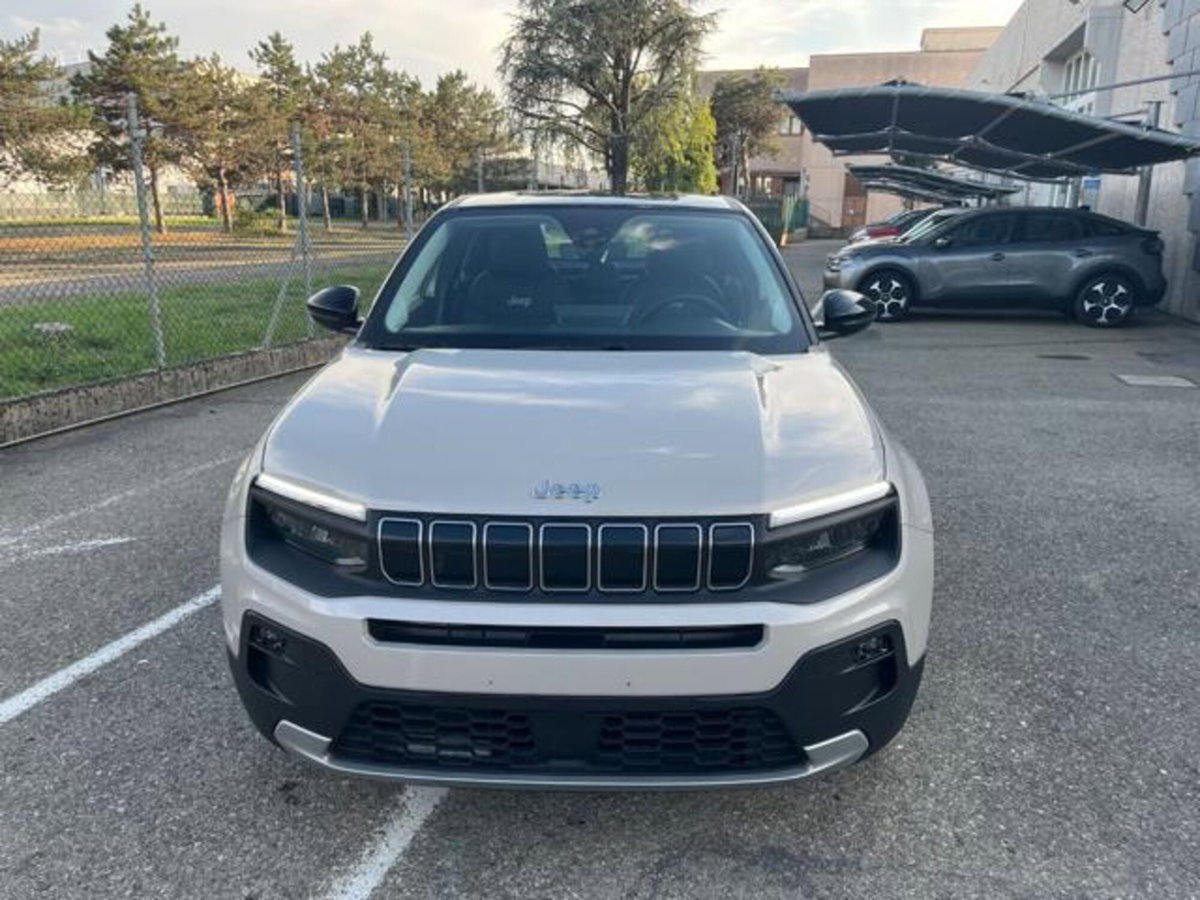 Jeep Avenger 1.2 turbo Longitude fwd 100cv (2)