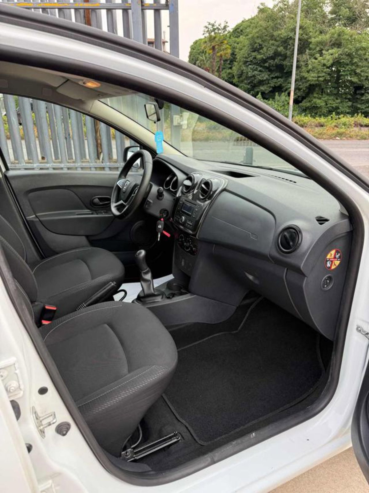 Dacia Sandero 1.5 dCi 8V 75CV Ambiance (15)