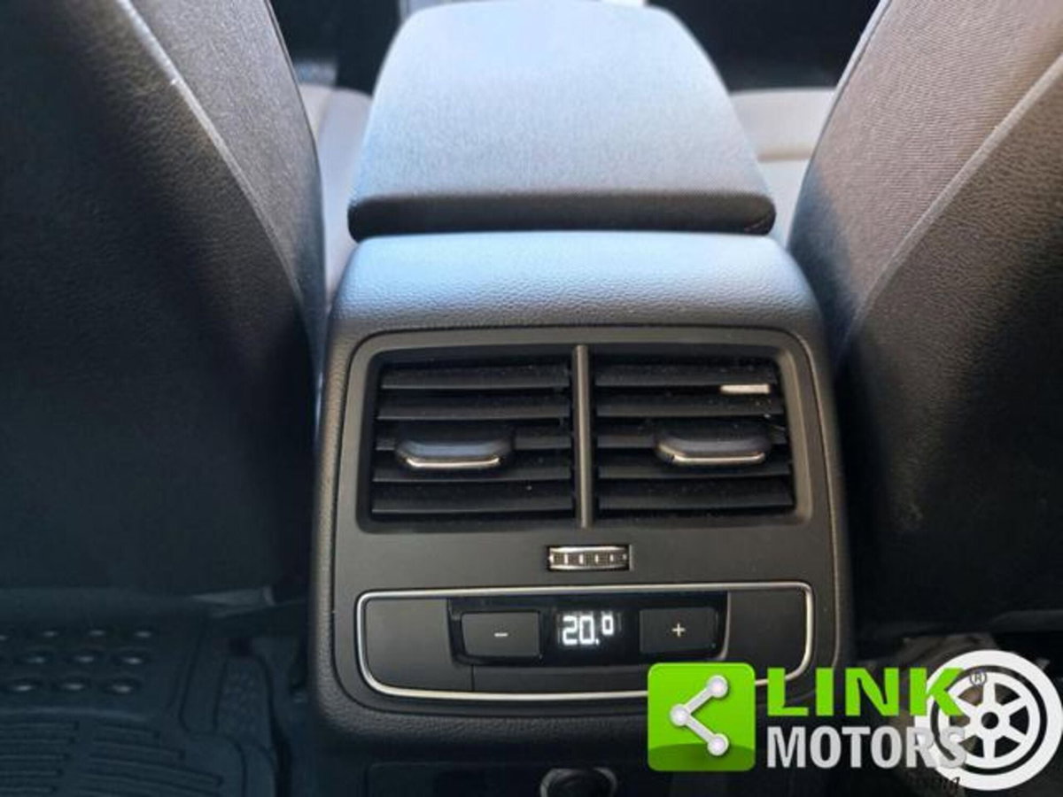 Audi A4 Avant 2.0 TDI 190 CV quattro S tronic Business (16)