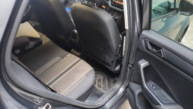 Volkswagen T-Roc 1.0 TSI 115 CV Style BlueMotion Technology (8)